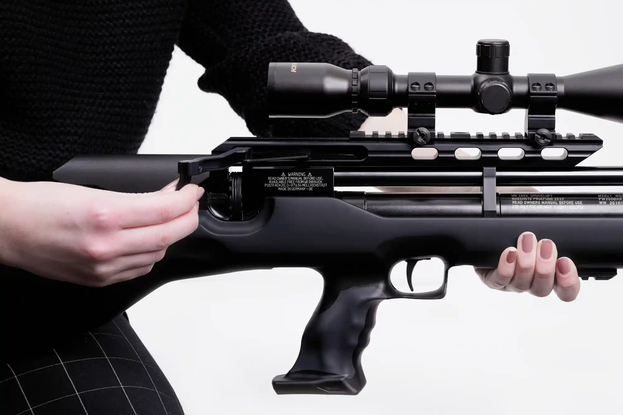 Weihrauch HW 100 Bullpup - mit  XL Schalldämpfer 4,5 mm